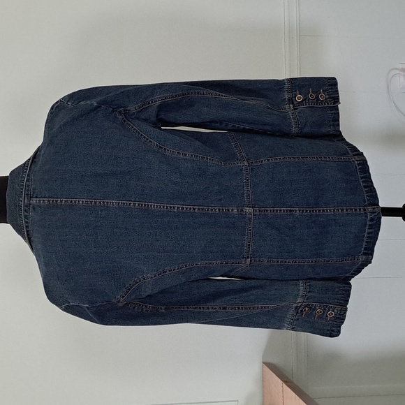 FRENCH KUFF Washed denim jacket with metal buttons, Size XL - Picture 3 of 4